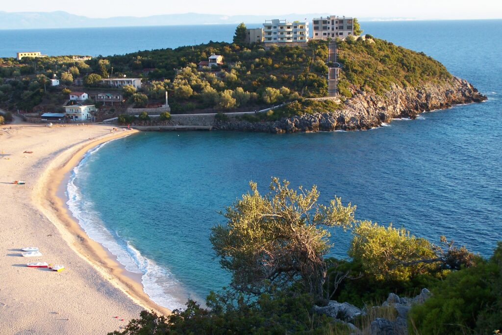 Jale Strand: Einer der schönsten Strände edr albanischen Riviera.