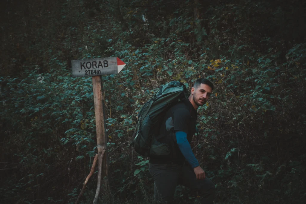Wandern im Nachbarland Albaniens: Auch von Nordmazedonien her kann man den Korab besteigen.